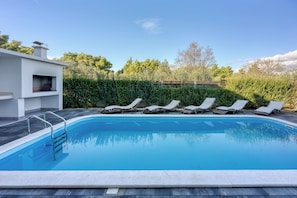 Seasonal outdoor pool