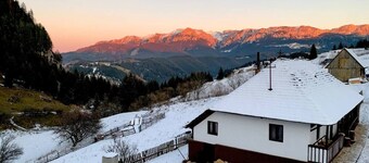 Charming Traditional House in a Pristine Location