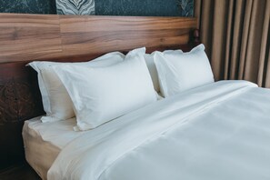 Deluxe Double Room | Premium bedding, down comforters, minibar, in-room safe - Jannat Resort Osh (Osh)