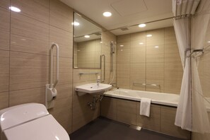Deluxe Twin Room, Non Smoking | Bathroom | Combined shower/bathtub, free toiletries, hair dryer, slippers