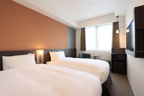 高級雙床房, 非吸煙房 (with Extra bed) | 客房內保險箱、熨斗/熨衣板、免費無線上網、床單