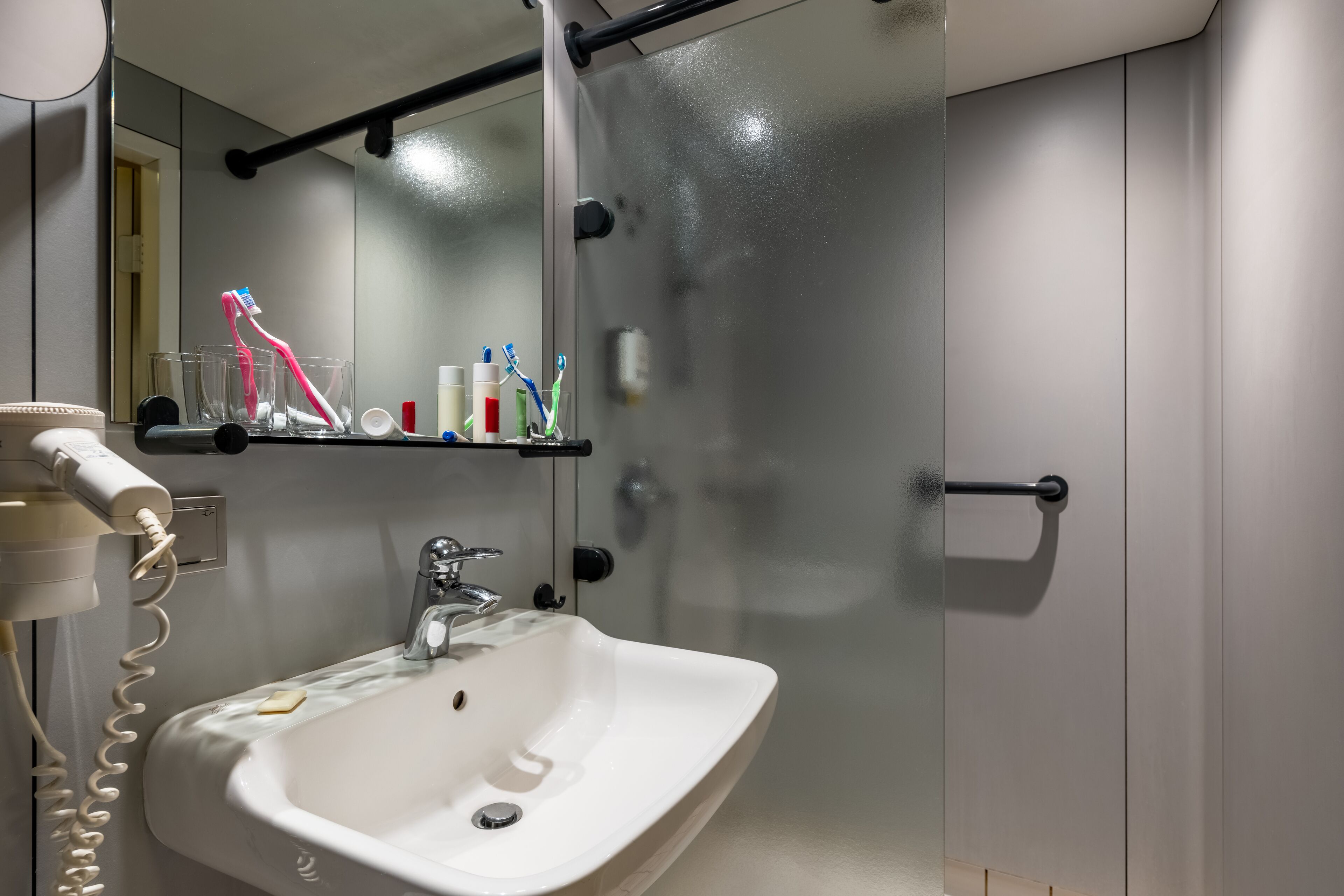 Ducha del cuarto de baño