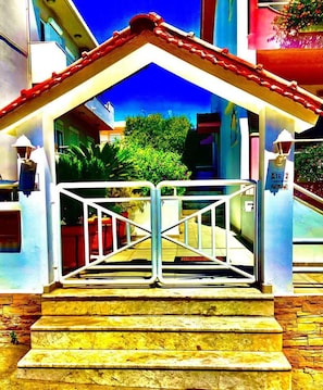 House | Exterior