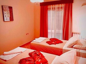 Maison | 2 chambres, chambres insonorisées, fer et planche à repasser