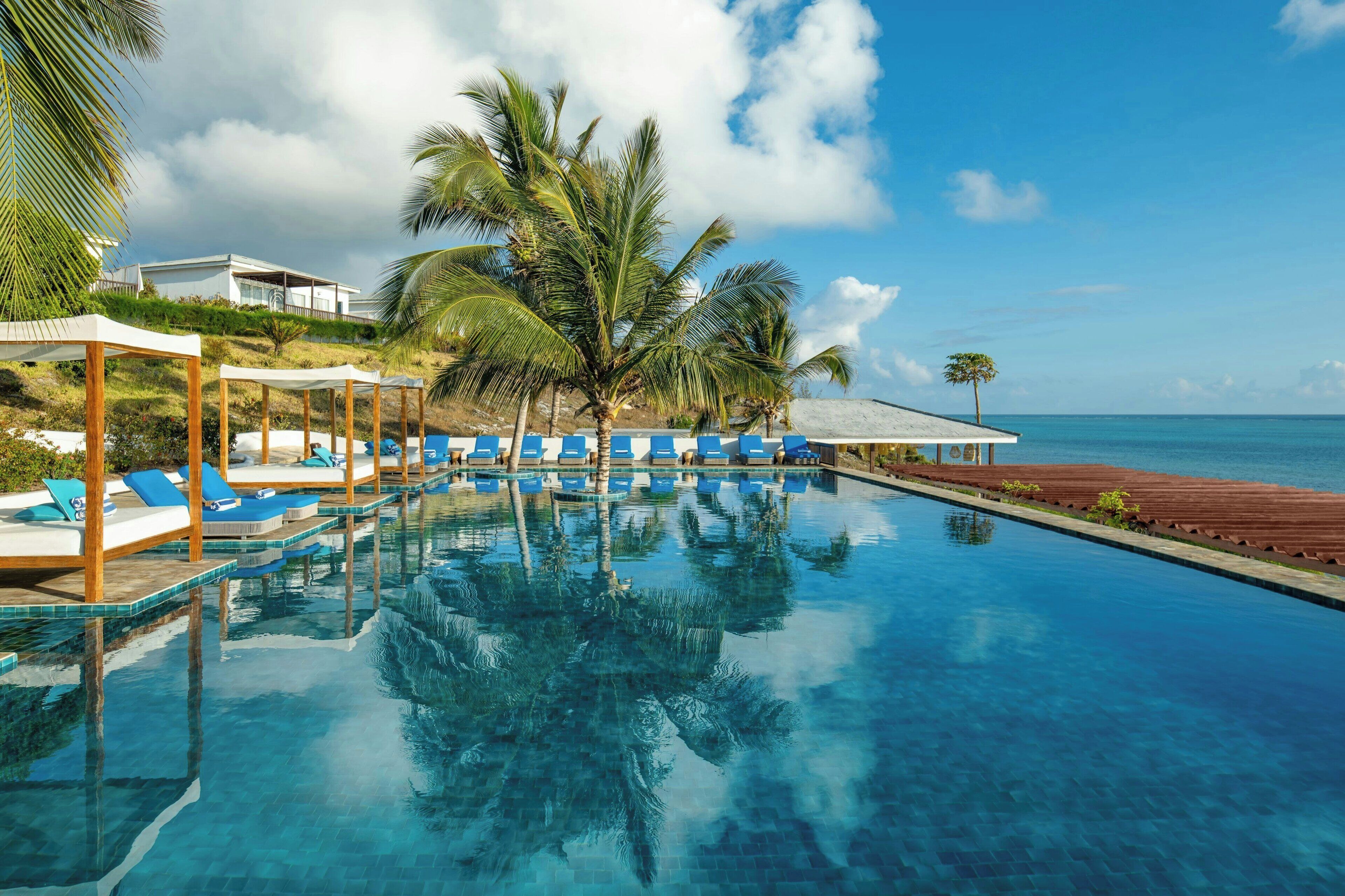 Außenpool, geöffnet von 06:30 Uhr bis 19:00 Uhr, Cabañas (kostenlos)