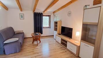 House, 1 Bedroom, Terrace | Living area