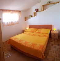 Apartment | 2 bedrooms, free WiFi, bed sheets
