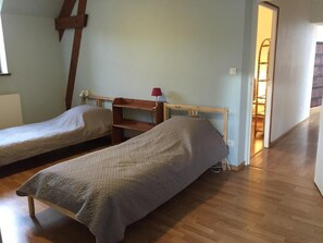 2 bedrooms, Internet