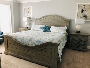 4 bedrooms, iron/ironing board, WiFi - Tupelo Bay unit 1007 4 Bedroom 3 Bath Villa (Garden City)