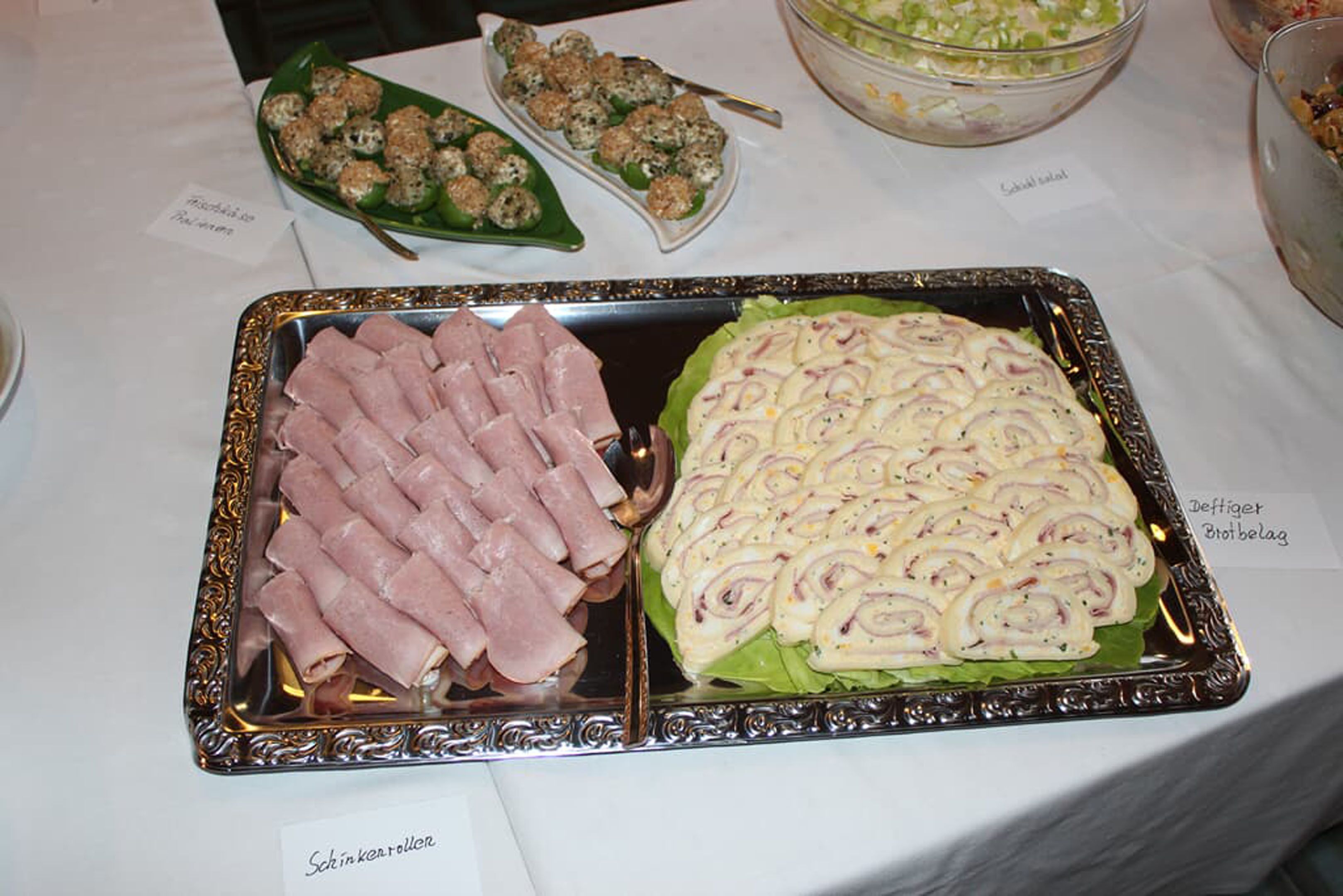 餐饮