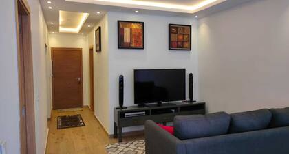 Bel appartement neuf et décoré avec goût