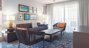 Smart TV, DVD player, ping pong, stereo - Orlando Fountains 2 BR deluxe w/ resort amenities (Orlando)