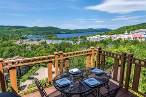 Outdoor dining - Tremblant Prestige - Altitude 168-9 (Mont-Tremblant)