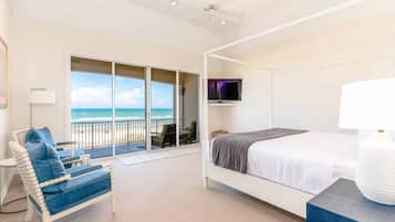 4 bedrooms, iron/ironing board, Internet, bed sheets