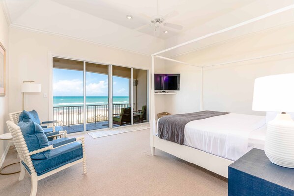 4 bedrooms, iron/ironing board, Internet, bed sheets - Cabo San Lucas - Seaside pool;Packed recroom;Luxury accommodations (South Padre Island)