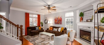 Carowinds 2Miles, Fully Fenced Yard, 2,000sq ft House, 5Min Highway