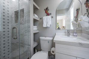 Shower, towels