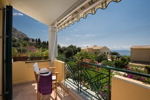 Appartement Deluxe, 1 chambre, vue mer | Terrasse/Patio