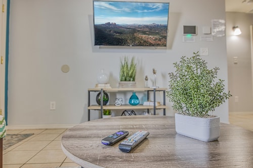 ✨ BY FORT BLISS: 2 KING BEDS, FAST WIFI, FULL BATH, LAUNDRY
