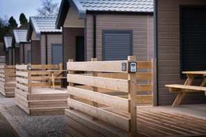 Cabin | Sauna - 2 Bed Lodge - Sleeps 4 - Parking - Wifi (Inverness)