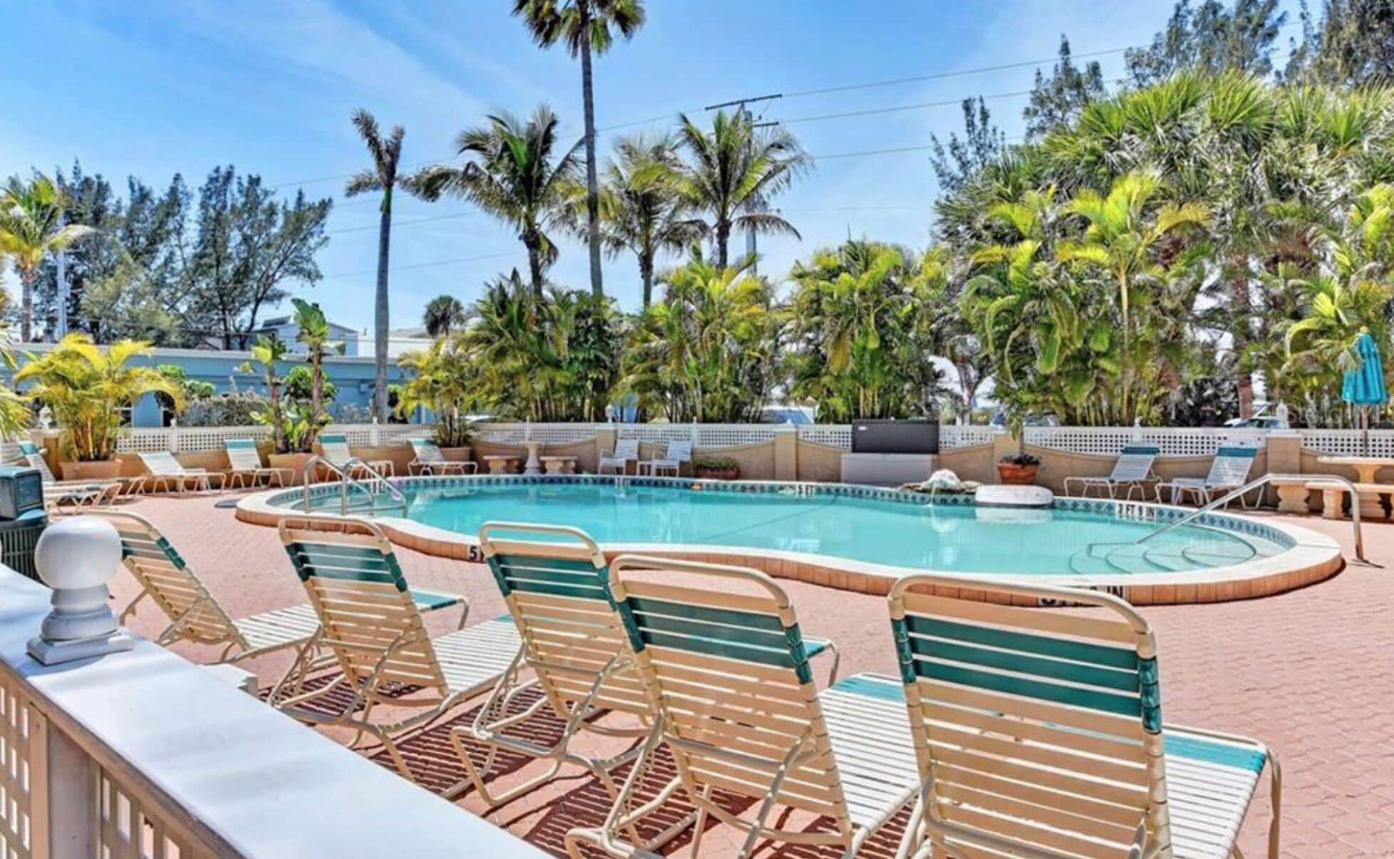 Piscina externa, piscina aquecida