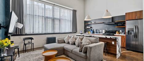 Fernseher, Arbeitsbereiche