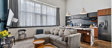 Télévision, espaces bureaux