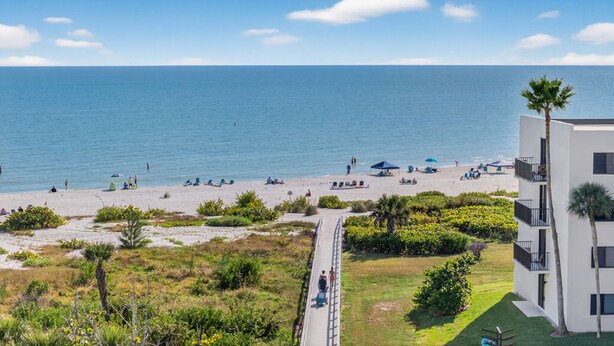 Vlak bij het strand
