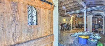 Stunning Luxury villa "Sandpiper" across the street from the beach!