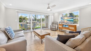 Living area - Luxury Villa  Lighthouse Across from the Beach (Sanibel)