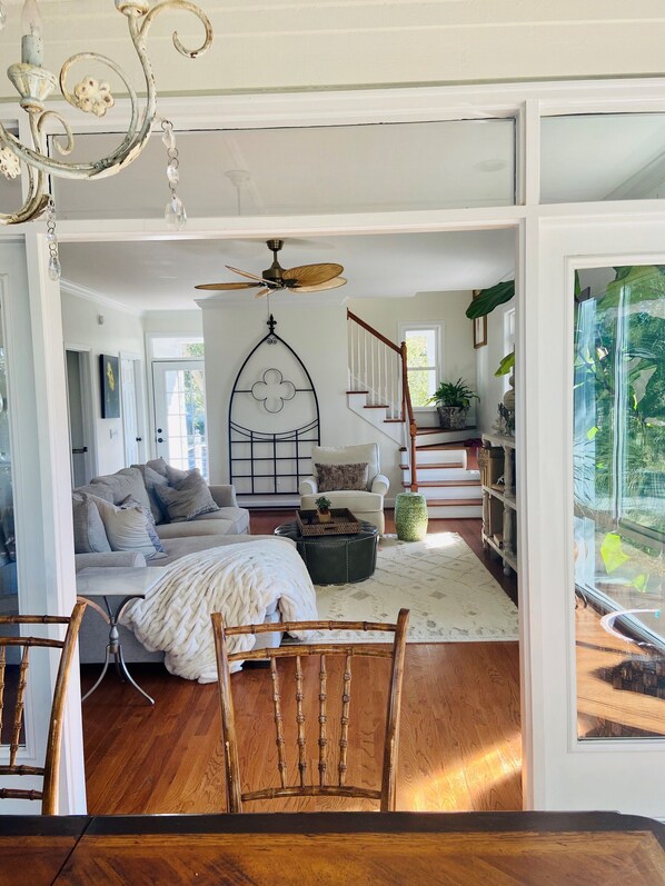 Smart TV - Beautiful Family Beach House in Wild Dunes Resort (Isle of Palms)