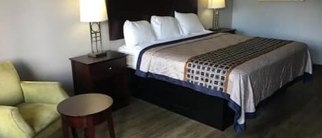 Standard Room, 1 King Bed | Free WiFi, bed sheets