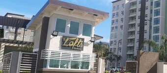 "The Oasis" PH 1 BR with AC, WiFi, complimentary Netflix & 24/7 security.