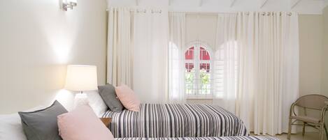 2 Schlafzimmer, Schreibtisch, Bügeleisen/Bügelbrett, kostenloses WLAN