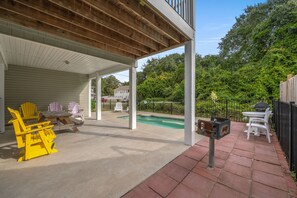 屋外ダイニングエリア