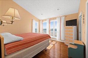 4 bedrooms, free WiFi