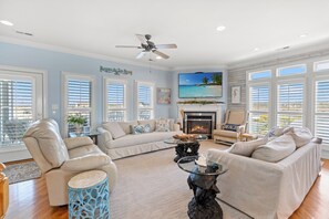 Télévision, cheminée