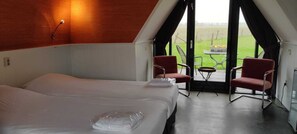 1 bedroom, WiFi, bed sheets, wheelchair access