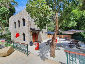 Terrace/patio - Hotel Vila Suíça 1818 (Nova Friburgo)