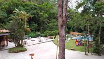 高级三人房, 泳池景观 | 客房景观