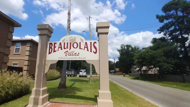 A sign for Beaujolais Villas at 11263 Gorenflo Road. - Beaujolais Villas (D'Iberville)