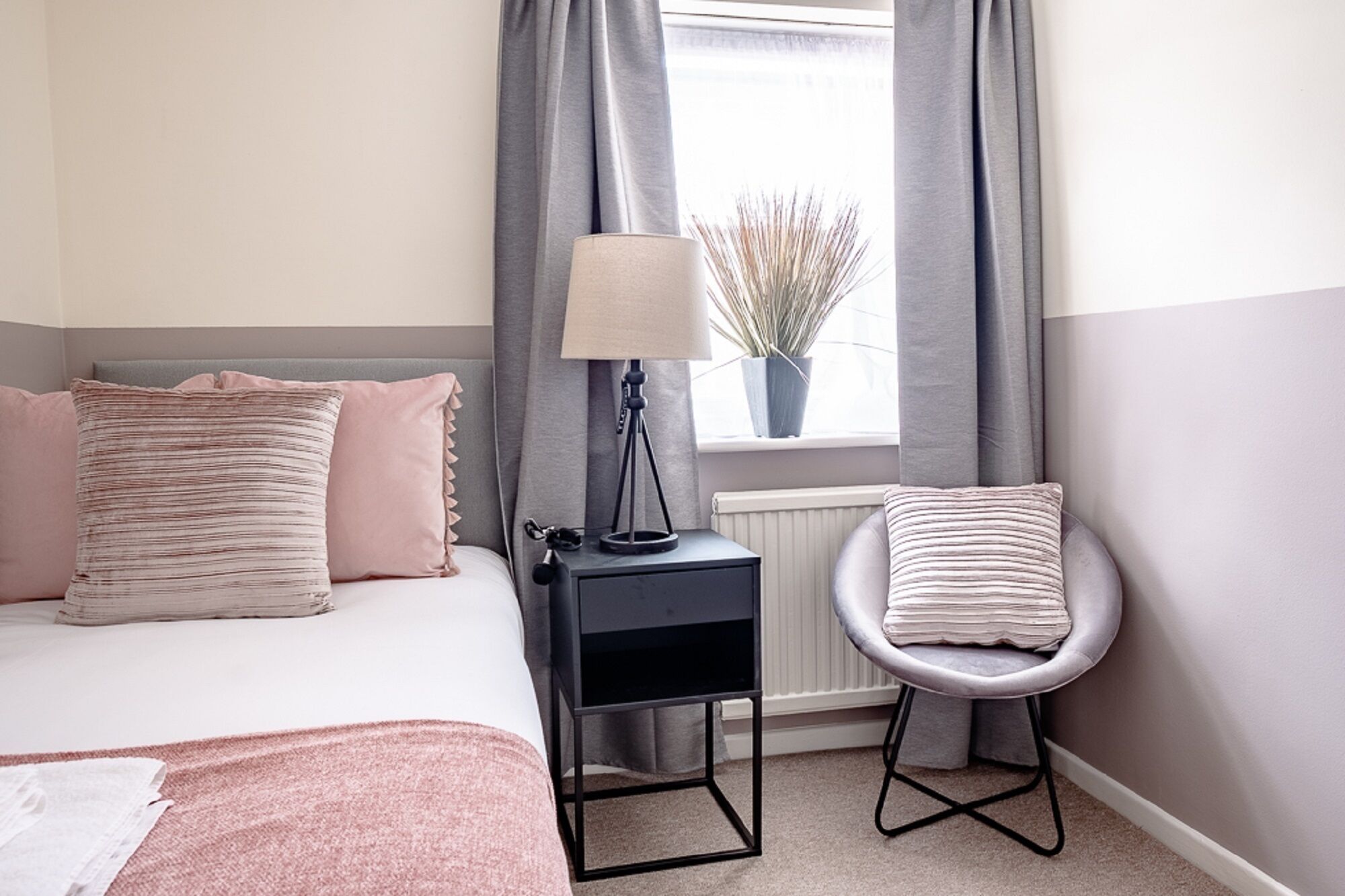 3 bedrooms, iron/ironing board, travel crib, free WiFi