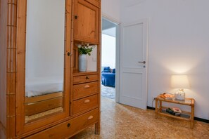 2 chambres, fer et planche Ă repasser, Wi-Fi gratuit, draps fournis