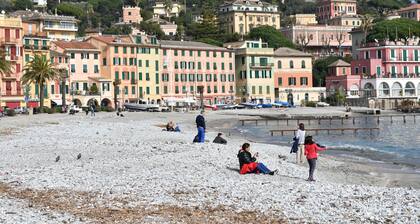 Una Finestra su Villa Durazzo by Wonderful Italy