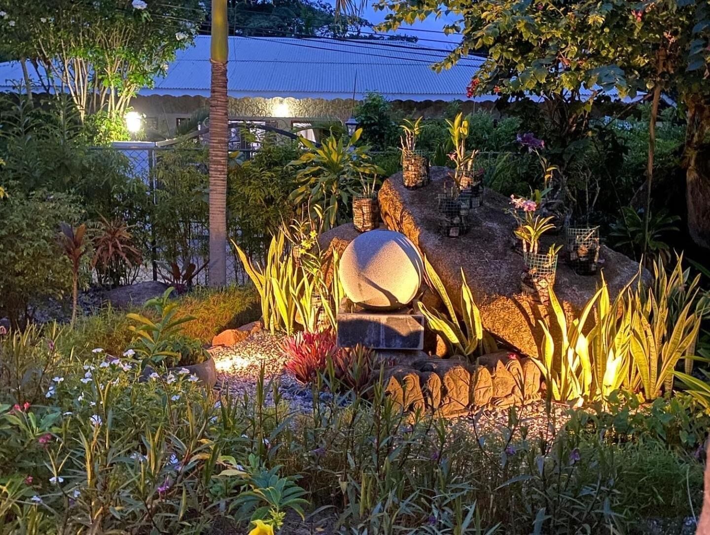 المنطقة المحيطة بالمنشأة