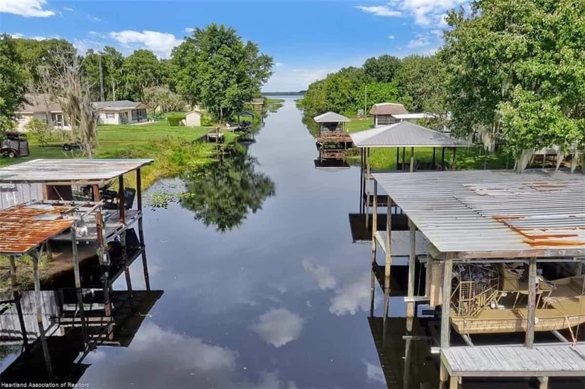 Lake house on Lake Istokpoga