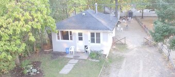 Large Cottage, 2 min Walk to Beach, BCC #1