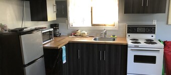 Medium Cottage, 2 min Walk to Beach, BCC #3