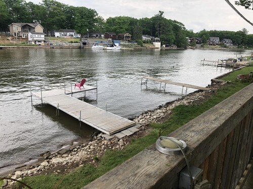 Dock Life Cottage 4 - Riverside, 1 Bedroom, Wasaga