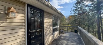 Spectacular Waterfront Lake Home,  near Hunter & Windham mountain’s 
